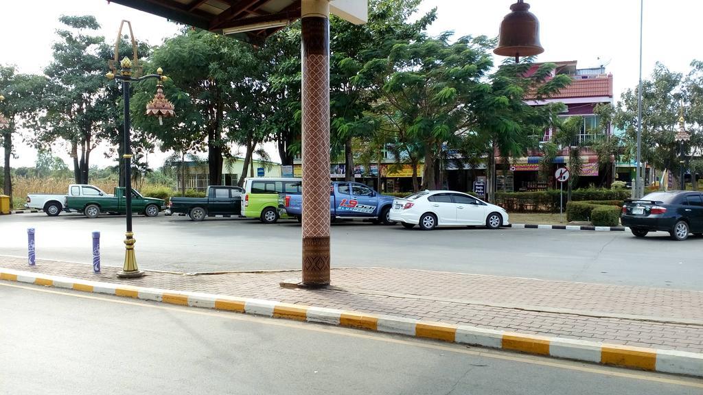 Rueang Sri Siri Pensión Sukhothai Exterior foto